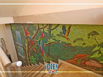 Venta: Casa de 3 pisos en Puerto Cayo, Ecuador.