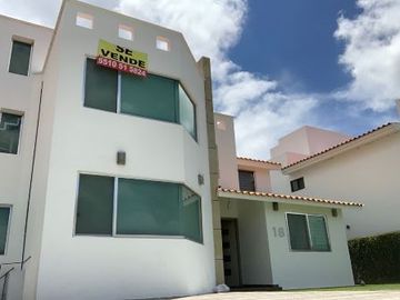 CASA EN SAN GIL EN PASEO DEL RINCÓN