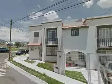 REMATE BANCARIO EN VENTA EN MIRADOR DEL CUBILETE,QUERETARO.