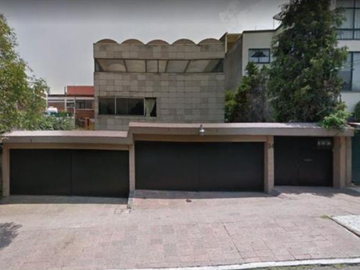 ¡¡CASA EN LA COLONIA LOMAS DE CHAPULTEPEC APROVECHA OPORTUNIDAD!!