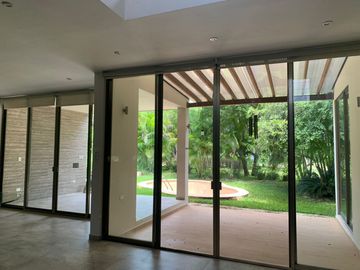 Exclusiva Residencia en el Corazón de Altozano – Sector Lago