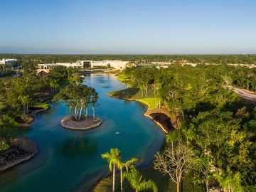 Exclusiva Residencia en el Corazón de Altozano – Sector Lago