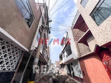 Venta De Terreno Muy Cerca A La Av Universitaria 120M2 En S.Mp.