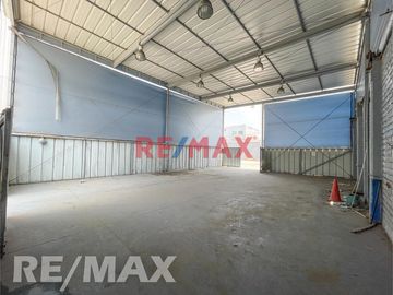 Venta De Local Comercial I2 / Cm - Av. Colonial - Cercado De Lima