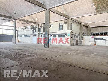Venta De Local Comercial I2 / Cm - Av. Colonial - Cercado De Lima