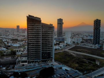 VENTA DE DEPARTAMENTO CON TERRAZA EN PLANTA BAJA, SADRO PUEBLA