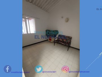 ¡Espectacular casa central cerca a la villa olimpica!