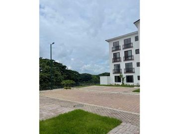 Venta de Departamento en Urb. Villas del Bosque (Km 21Vía a la Costa)