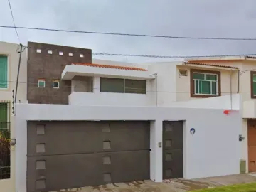 REMATE BANCARIO EN VENTA EN COLINAS DEL CIMATARIO,QUERETARO.