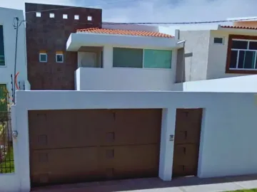 REMATE BANCARIO EN VENTA EN COLINAS DEL CIMATARIO,QUERETARO.