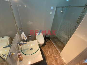 Se Vende Espaciosa Casa En Lince