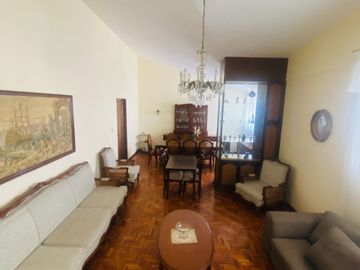 CASA en VENTA en la zona de los Fuertes, muy amplia, excelente ubicación.