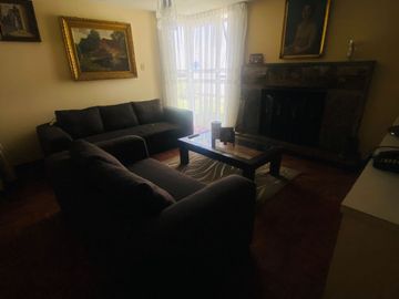 CASA en VENTA en la zona de los Fuertes, muy amplia, excelente ubicación.