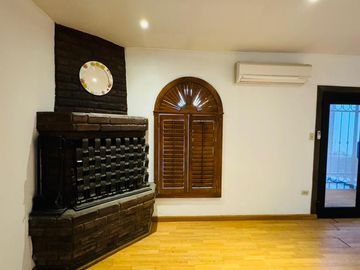AMPLIA CASA EN VENTA EXCELENTE UBICACION