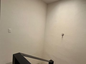 CASA EN VENTA EN PRADOS OACALCO, A 10 MIN. DE SIX FLAGS OAXTEPEC, MOR.