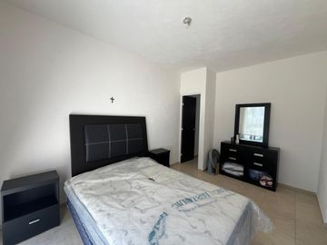 CASA EN VENTA EN PRADOS OACALCO, A 10 MIN. DE SIX FLAGS OAXTEPEC, MOR.