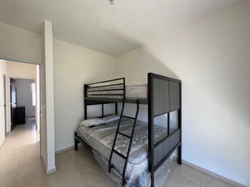 CASA EN VENTA EN PRADOS OACALCO, A 10 MIN. DE SIX FLAGS OAXTEPEC, MOR.