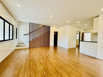 Appealing Brand New 2Storey Duplex Townhouse for Sale in in BF Resort Village Las Piñas City