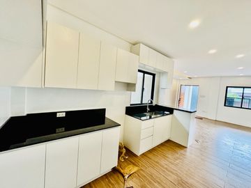 Appealing Brand New 2Storey Duplex Townhouse for Sale in in BF Resort Village Las Piñas City