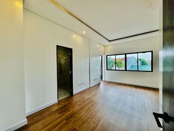 Appealing Brand New 2Storey Duplex Townhouse for Sale in in BF Resort Village Las Piñas City