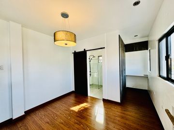 Brand New Modern Zen Type 2Storey House and Lot for Sale in BF Resort Village Las Piñas City