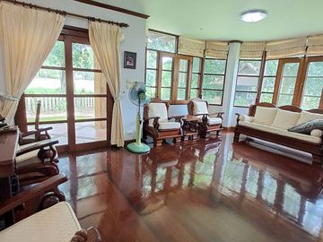 Vacation Home on a Golf Course!! Play Every Day!! Peaceful and Private!! For Sale: Single House on 1 Rai in the Phoenix Gold Golf & Country Club, Patt