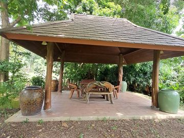 Vacation Home on a Golf Course!! Play Every Day!! Peaceful and Private!! For Sale: Single House on 1 Rai in the Phoenix Gold Golf & Country Club, Patt