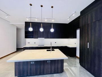 Lovely Spacious Brand New Bungalow House & Lot for Sale in Las Piñas City