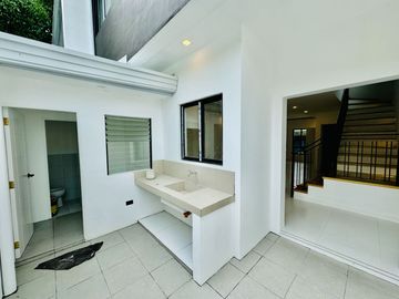 Astonishing Brand New 2Storey w/ Attic Duplex Townhouse for Sale in Pilar Village Las Piñas City