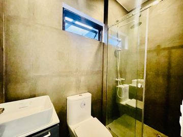 Glamorous Brand New House and Lot for Sale in Better Living Parañaque City