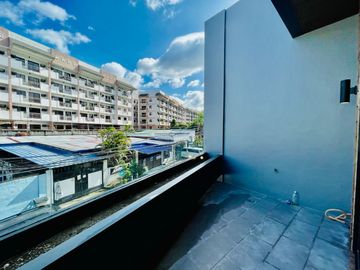 Glamorous Brand New House and Lot for Sale in Better Living Parañaque City