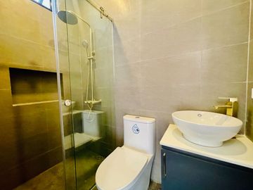 Glamorous Brand New House and Lot for Sale in Better Living Parañaque City