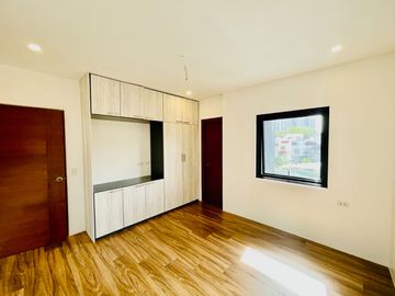 Glamorous Brand New House and Lot for Sale in Better Living Parañaque City
