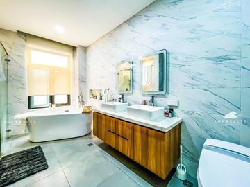 RUSH SALE! Luxurious 5-Bedroom House and Lot with Swimming Pool for Sale in Silang, Cavite at Ayala Westgrove Heights