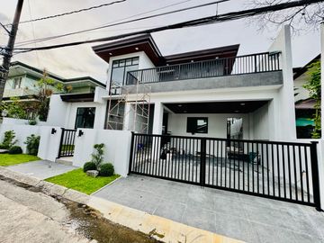 Fully Renovated Modern 2Storey House and Lot for Sale in BF Homes Parañaque City