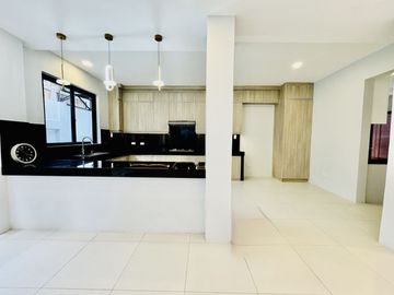 Fully Renovated Modern 2Storey House and Lot for Sale in BF Homes Parañaque City