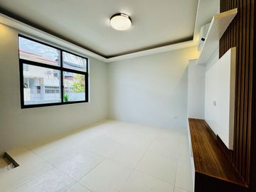 Fully Renovated Modern 2Storey House and Lot for Sale in BF Homes Parañaque City