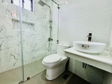 Fully Renovated Modern 2Storey House and Lot for Sale in BF Homes Parañaque City