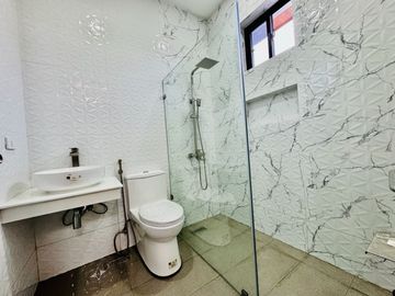 Fully Renovated Modern 2Storey House and Lot for Sale in BF Homes Parañaque City