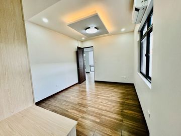 Fully Renovated Modern 2Storey House and Lot for Sale in BF Homes Parañaque City