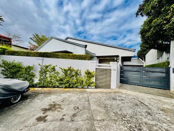 Sprawling Spacious House and Lot for Sale in BF Homes, Parañaque City