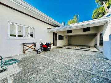 Sprawling Spacious House and Lot for Sale in BF Homes, Parañaque City