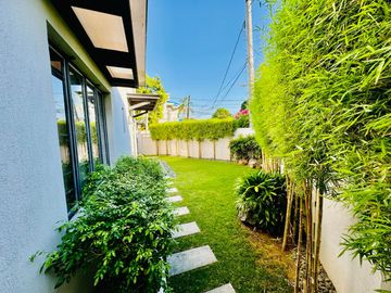Sprawling Spacious House and Lot for Sale in BF Homes, Parañaque City