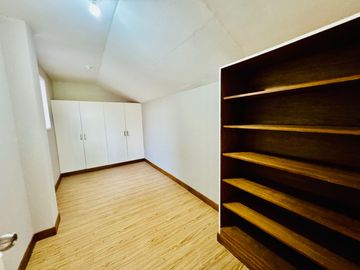 Sprawling Spacious House and Lot for Sale in BF Homes, Parañaque City