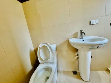 Sprawling Spacious House and Lot for Sale in BF Homes, Parañaque City