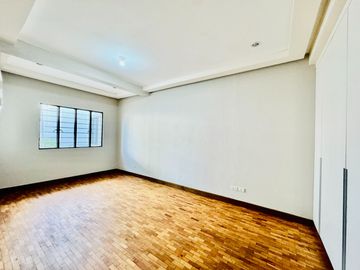 Sprawling Spacious House and Lot for Sale in BF Homes, Parañaque City