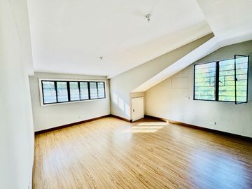 Sprawling Spacious House and Lot for Sale in BF Homes, Parañaque City