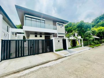 Exquisite Modern Brand New House & Lot for Sale in BF Homes Parañaque City