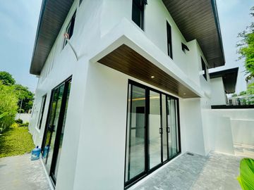 Exquisite Modern Brand New House & Lot for Sale in BF Homes Parañaque City