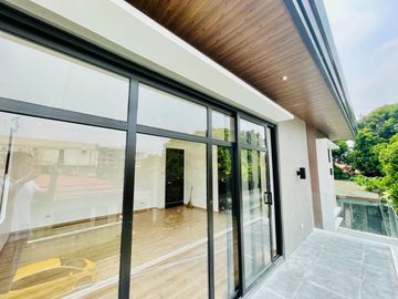 Exquisite Modern Brand New House & Lot for Sale in BF Homes Parañaque City